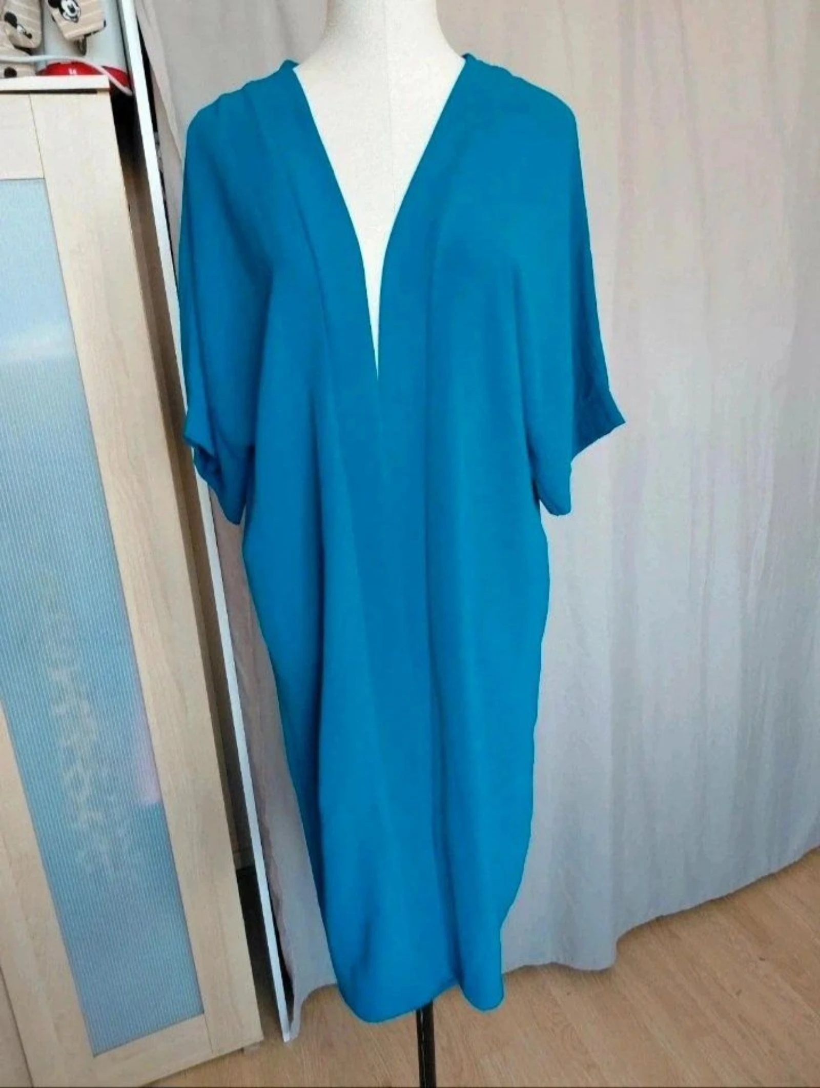 Zeer mooie lange, vloeiende damesvest maat U – photo 2